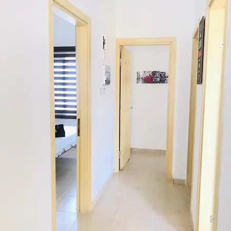 Girne De Denize Sifir Luxury 3 Odali Emarald Bay Vasilia