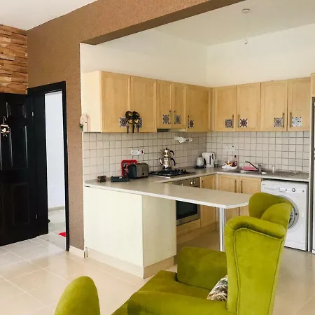 Girne De Denize Sifir Luxury 3 Odali Emarald Bay Apartment *